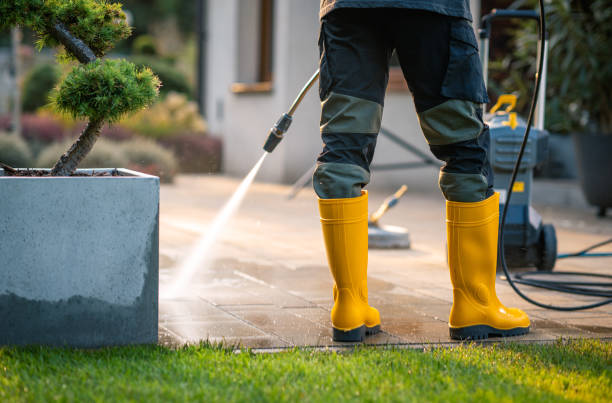 Why Choose Our Certified Pressure Washing Experts for Your Project Needs in Saint John Fisher College, NY?